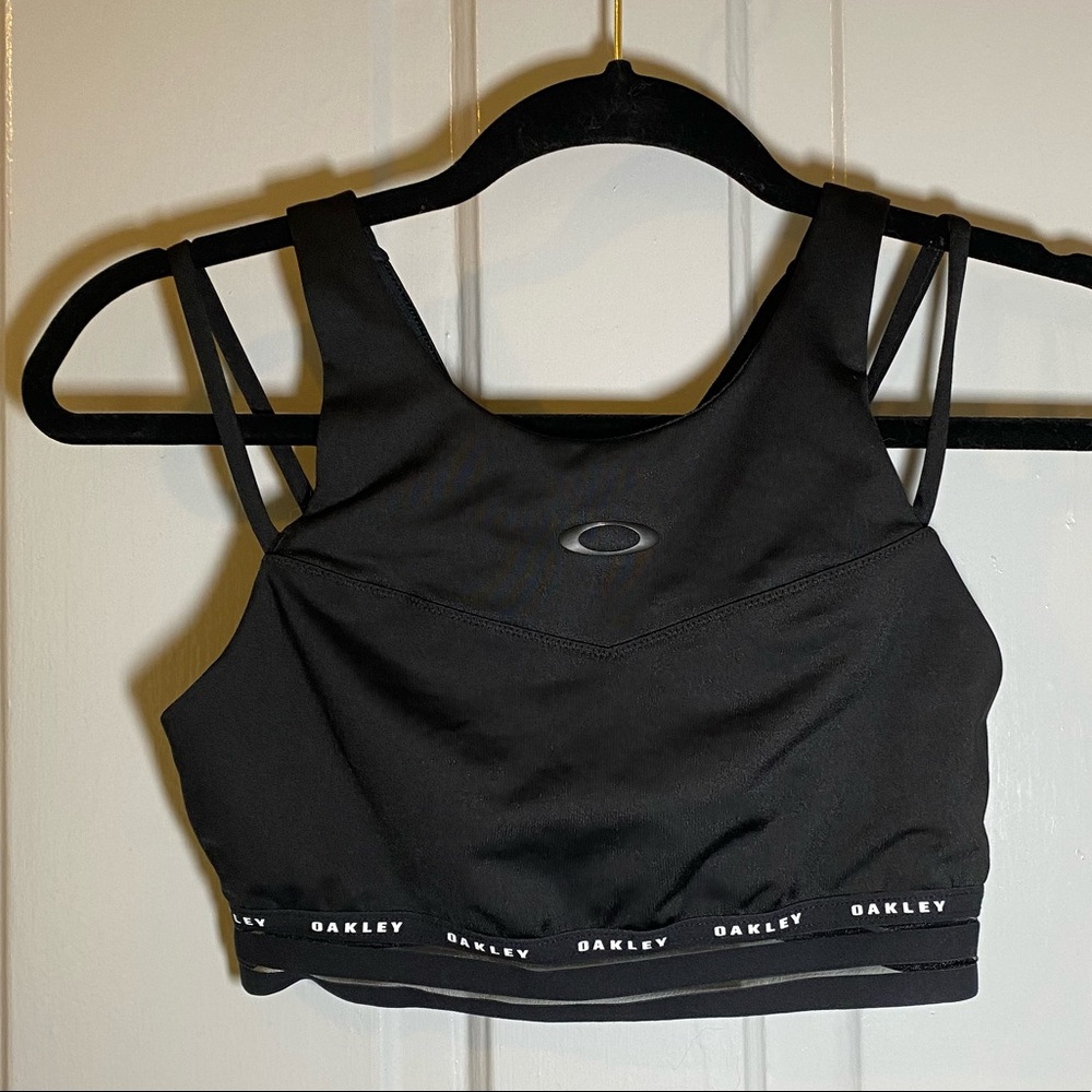 Oakley Performance Fit Sports Bra